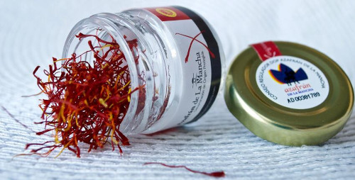 La DOP Azafrán de La Mancha suma fuerzas con la Academia de Cultura Gastronómica de CLM para potenciar el conocimiento y el uso eficaz del azafrán manchego